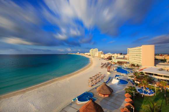 Travel to Cancun