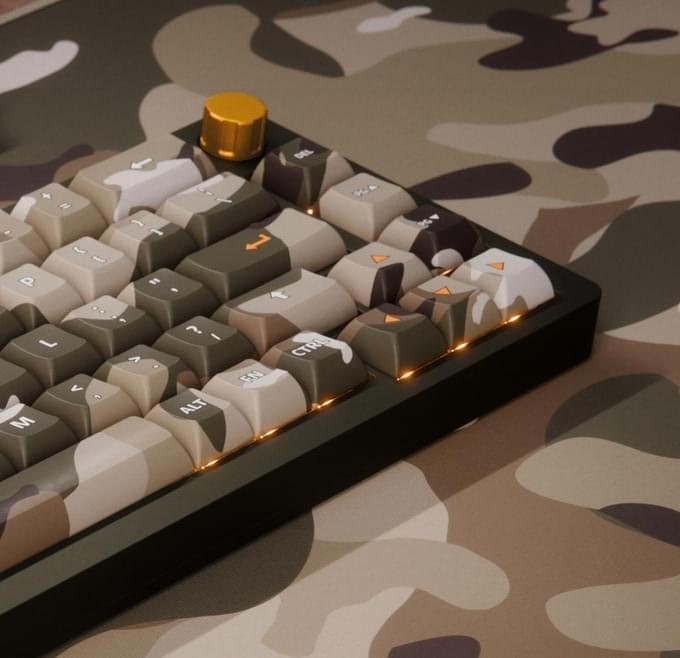 DeltaForce 65 Basecamp camo with desk mat