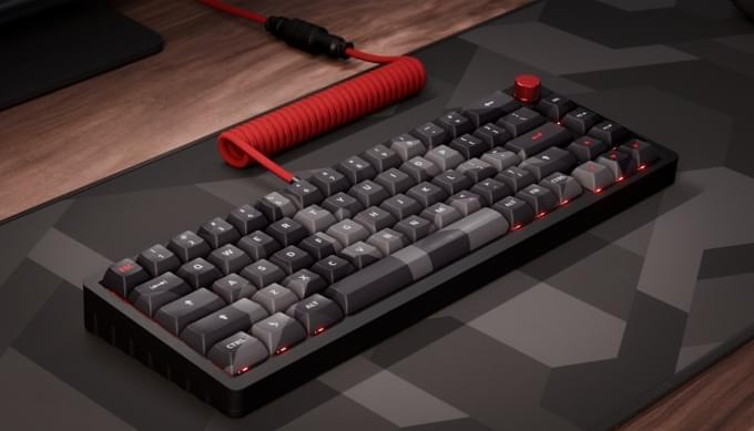 DeltaForce 65 Cyber Shadow camo with desk mat