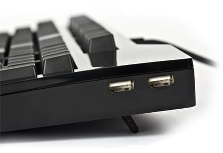Model S Ultimate side view USB hub